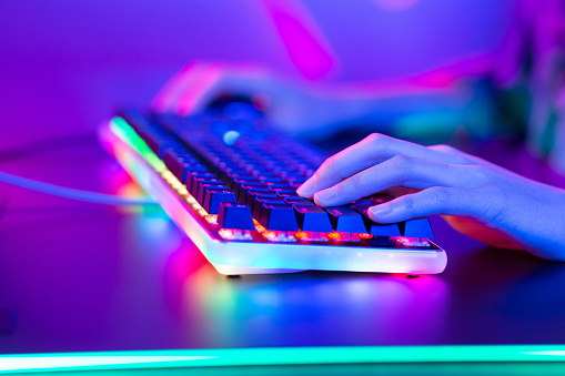 Set Yourself Apart from the Competition with the Best Gaming Keyboards