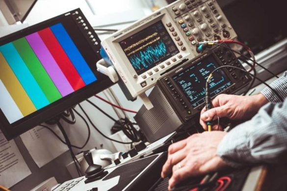 Enhancing Power System Efficiency Understanding the Difference Between VFDs and Soft Starters for Three-Phase Motors (1)