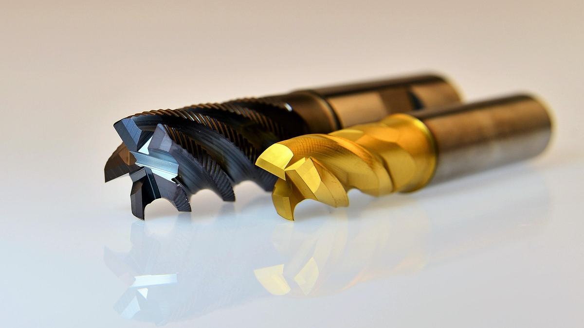 5 Warning Signs Your CNC Cutting Tools Are Worn Out