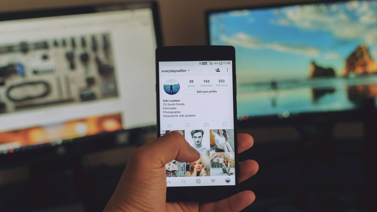 How Cybercriminals Track Users Online (And How to Stay Anonymous)