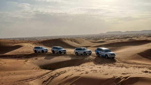 finding desert safari dubai tours – thrilling adventures & sunset views