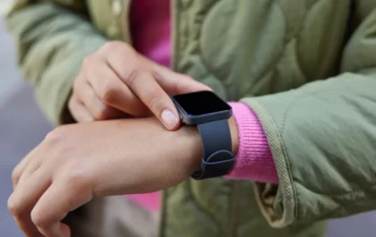 how sos actually works on a kids smartwatch